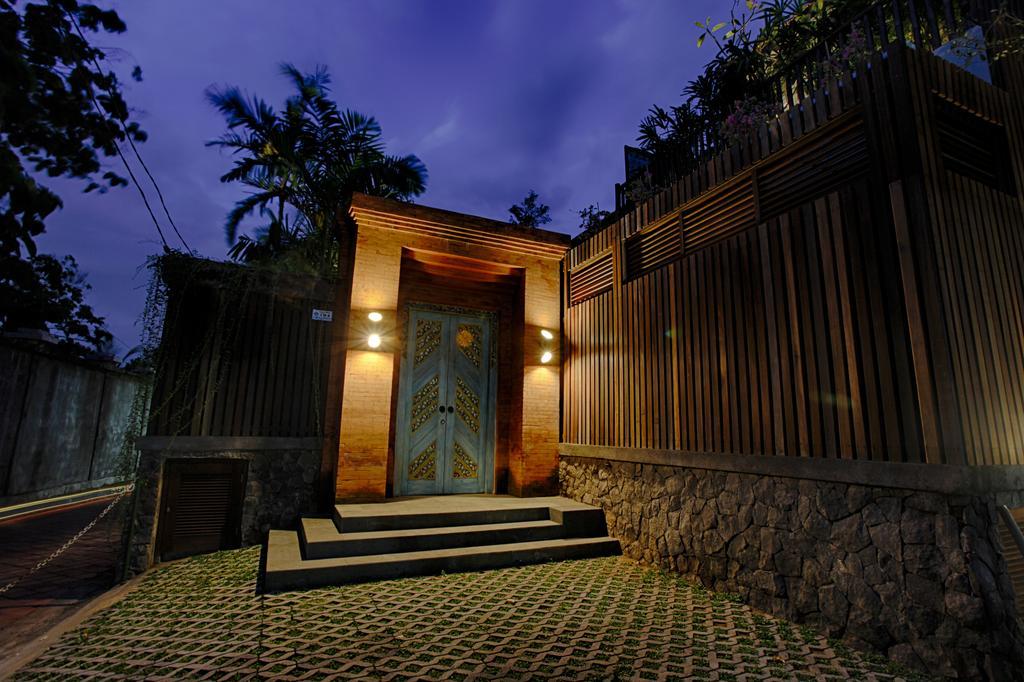 The Poh Jimbaran Villa Exterior photo